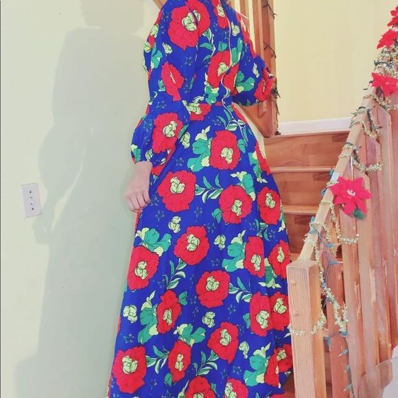 African Material Flow Maxi Dress (Made in Ghana) - Picture 4 of 5